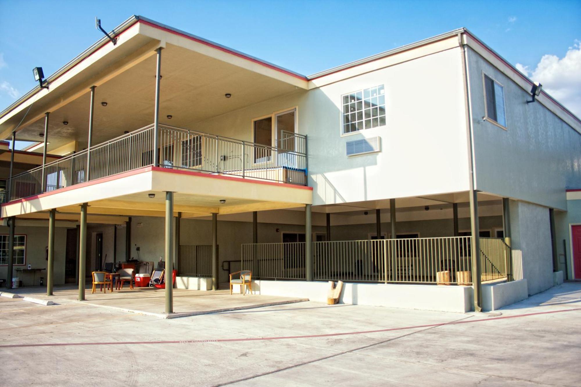 Whispering Palms Inn Del Río Exterior foto